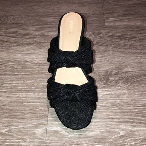 KAANAS NEWCASTLE - Black